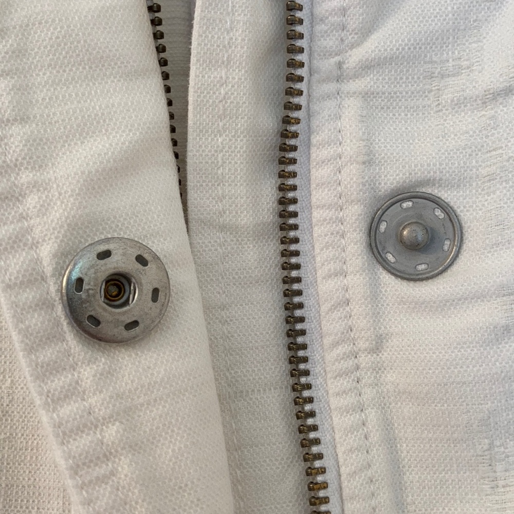 NEW Free People Distressed White Denim Jacket - Picture 10 of 11